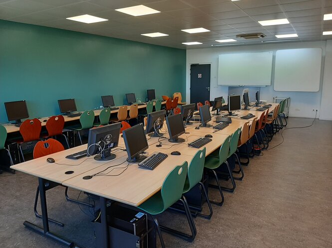Salle informatique